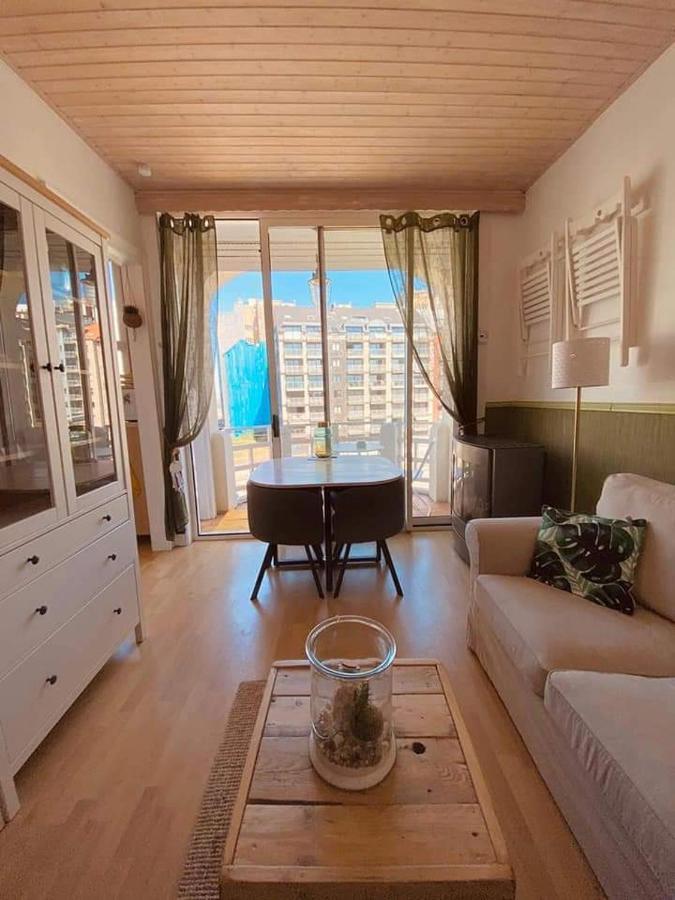 Villa Jean Gezellig Appartement Met Zeezicht Blankenberge Bagian luar foto